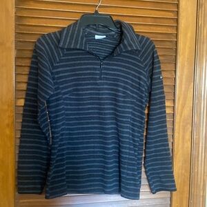 Columbia Quarter Zip Pullover